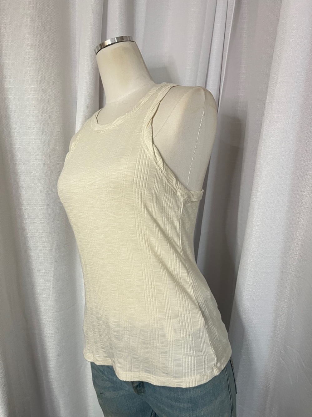 Pilcro Ribbed Tank - Picture 5 of 10